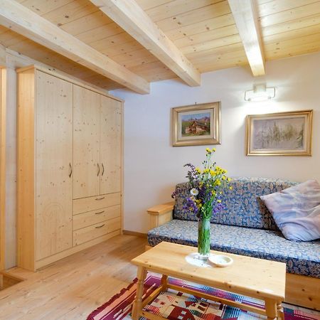 Cianbolpin Guesthouse Canazei Esterno foto