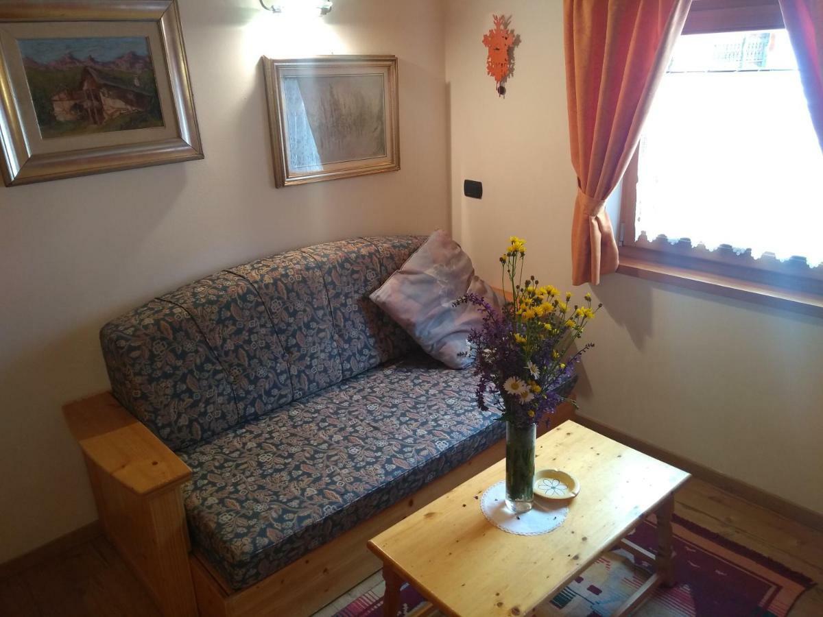 Cianbolpin Guesthouse Canazei Esterno foto